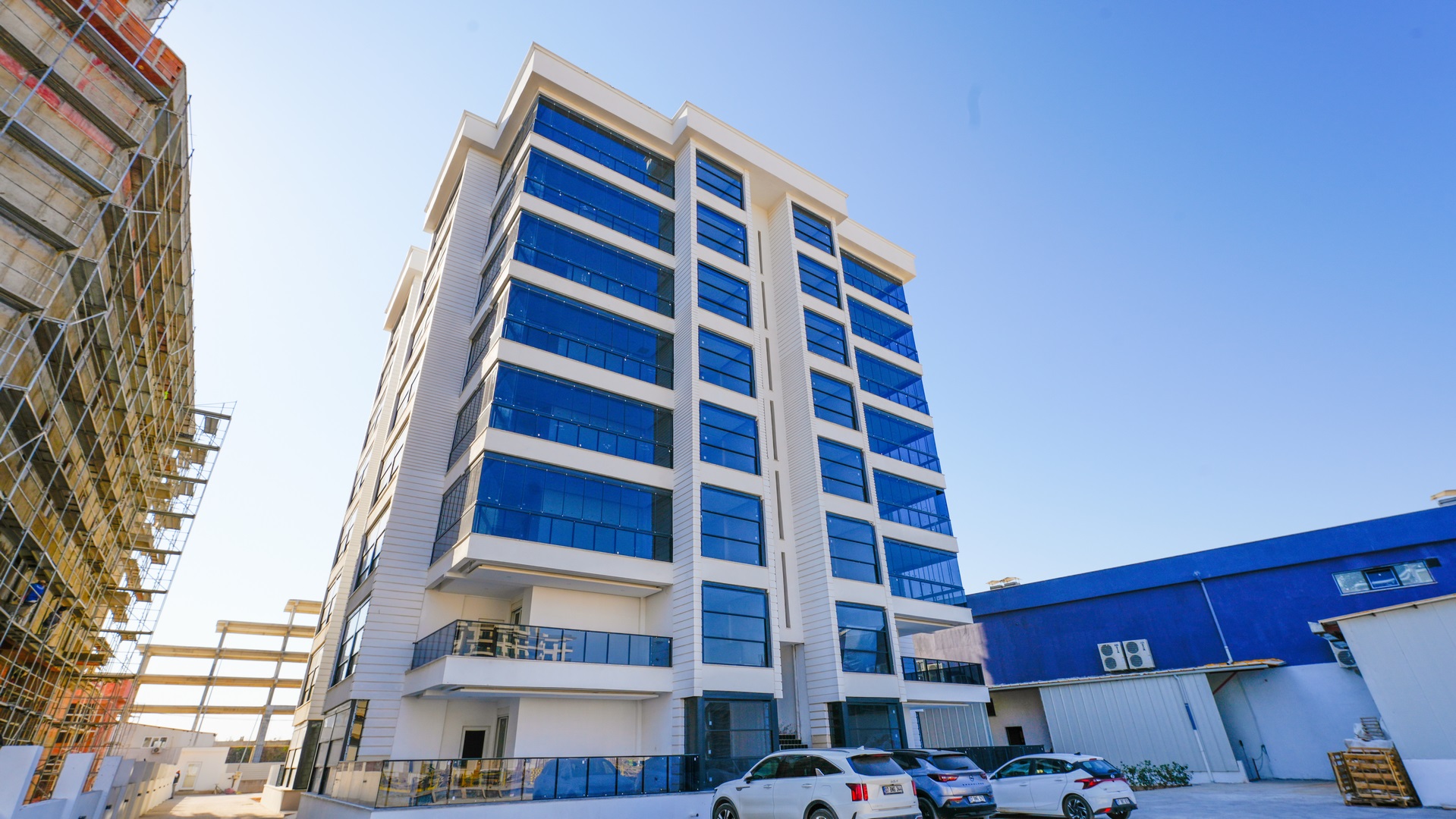 Image of A spacious 2+1 apartment from the developer in a new residential complex